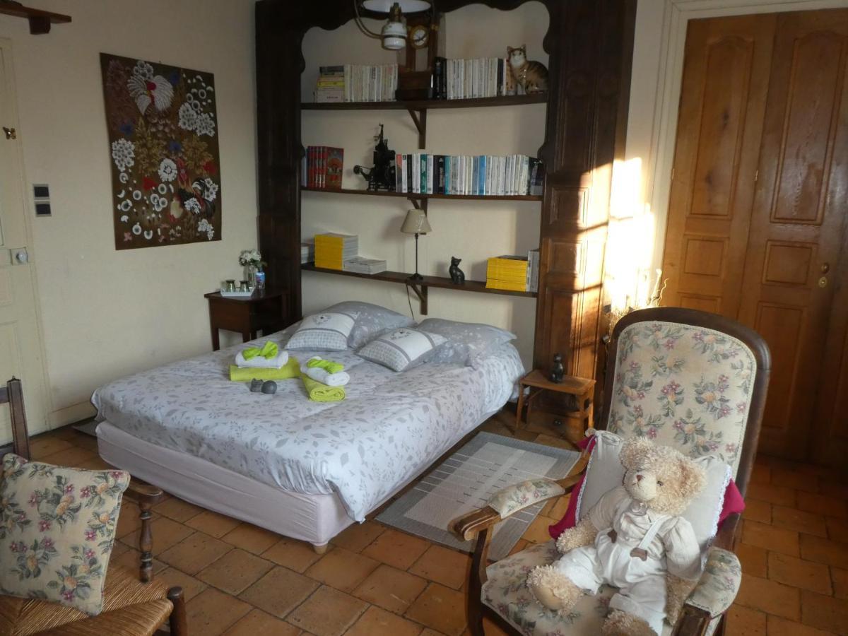 Le Chat Courant Villandry Exterior foto